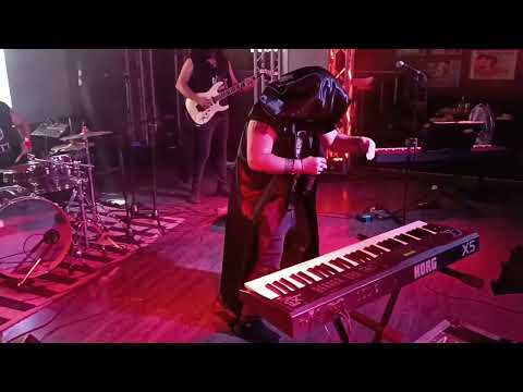 Clip 14 Tony Riggi con la Band THE KNIGHTS TEMPLAR e gli Allievi di ARCADIA in Concerto, al CHAOS