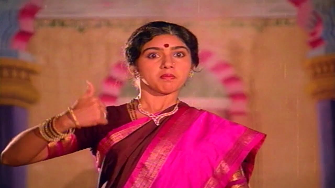 Naan Aanaiyittal Song Lyrics | Lakshmi Vandhachu | S. Janaki, Sampathkumar