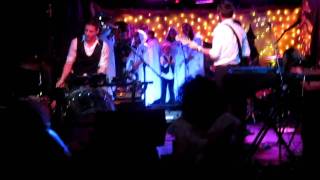 Dead Man&#39;s Bones - My Body&#39;s a Zombie For You @ The Echo 10/31/09