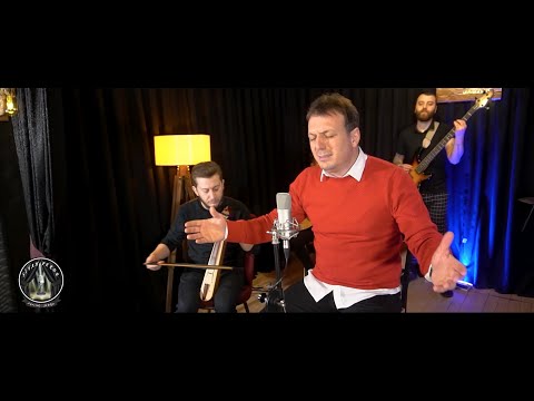 Onay Şahin - Beş Dakka