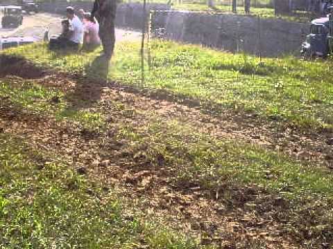 Jeep Clube Iatola 5° Trilha da Cruzeta - Itanalama no barranco.AVI