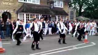 preview picture of video 'Morris dancers in Bampton'