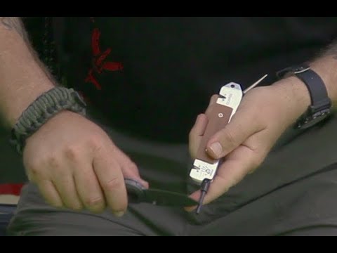 12 Survivors Sharp and Spark - TS76001 - 2017