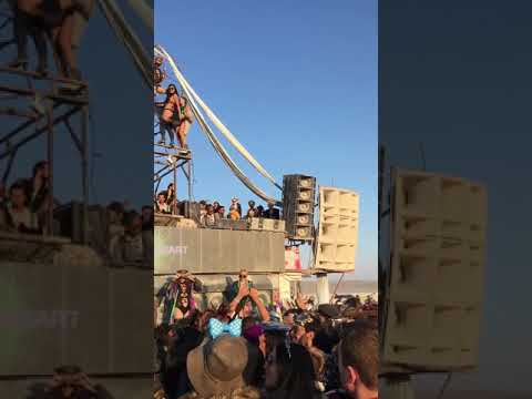 Lee Burridge at Robot Heart 2018, sunrise set at Burning Man