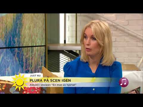 Plura på scenen igen – "Att skriva låtar om livet är ett bra sätt att leva" - Nyhetsmorgon
