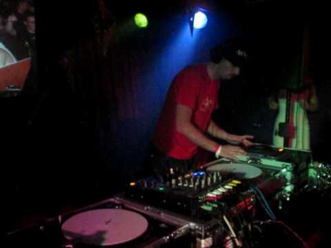 Spyne @ Soul In Motion - NYE 2010