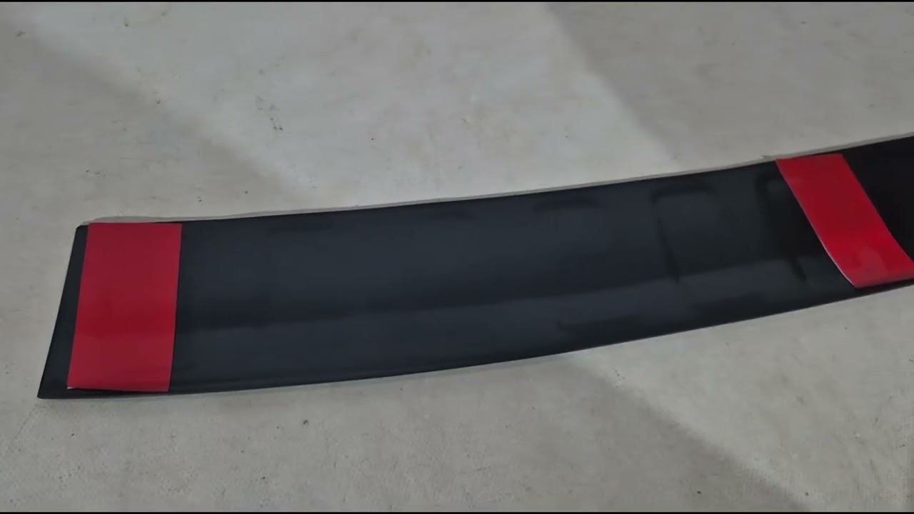 Volkswagen Passat B7 2012–2015 Achterbumperstrip DDU (SW, mat) Video 1