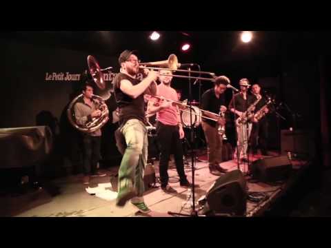 Hi-Hat Brass Band - Crazy in Love