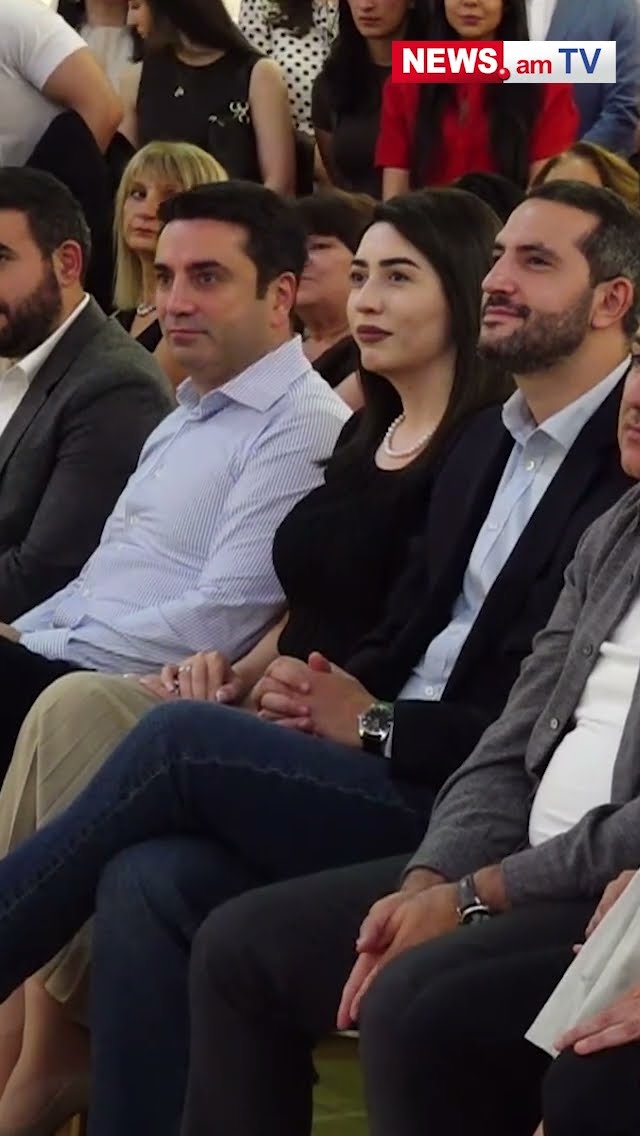 Ալեն Սիմոնյանն իր հարսանիքի օրը մասնակցում է Արմեն Գրիգորյանի գրքի շնորհանդեսին