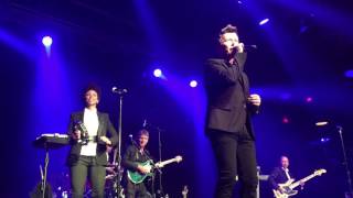 Rick Astley - "This Old House" Live 02/11/17 Philly