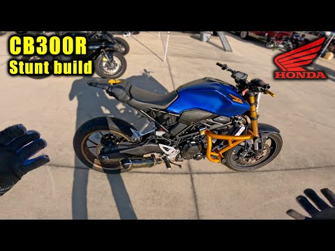 2019 Honda CB300R Test Ride - Modified Ripper!