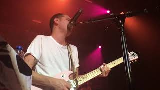 Jett Rebel @ Bergen Op Zoom 12-10-17 *Neither Of You*