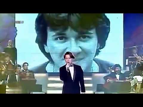 The Prodigy - Smack my Pupo (Remastered)