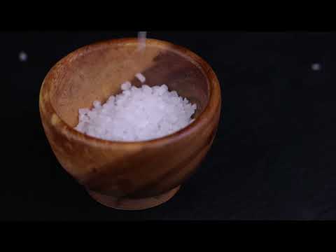Die Geschichte des Salzes: Vom wertvollen Handelsgut zum Küchentisch