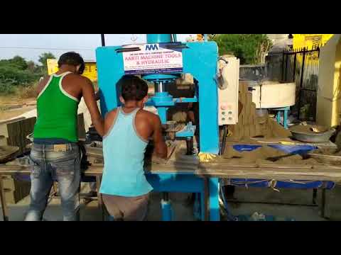 Semi Automatic Paver Block Machine D-Moulding