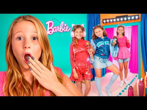 Nastya and Barbie fashion showe