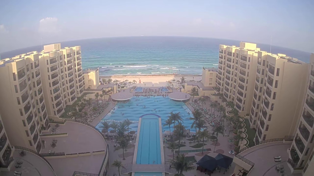 Live webcam view of Piscina Royal Sands Fase Uno