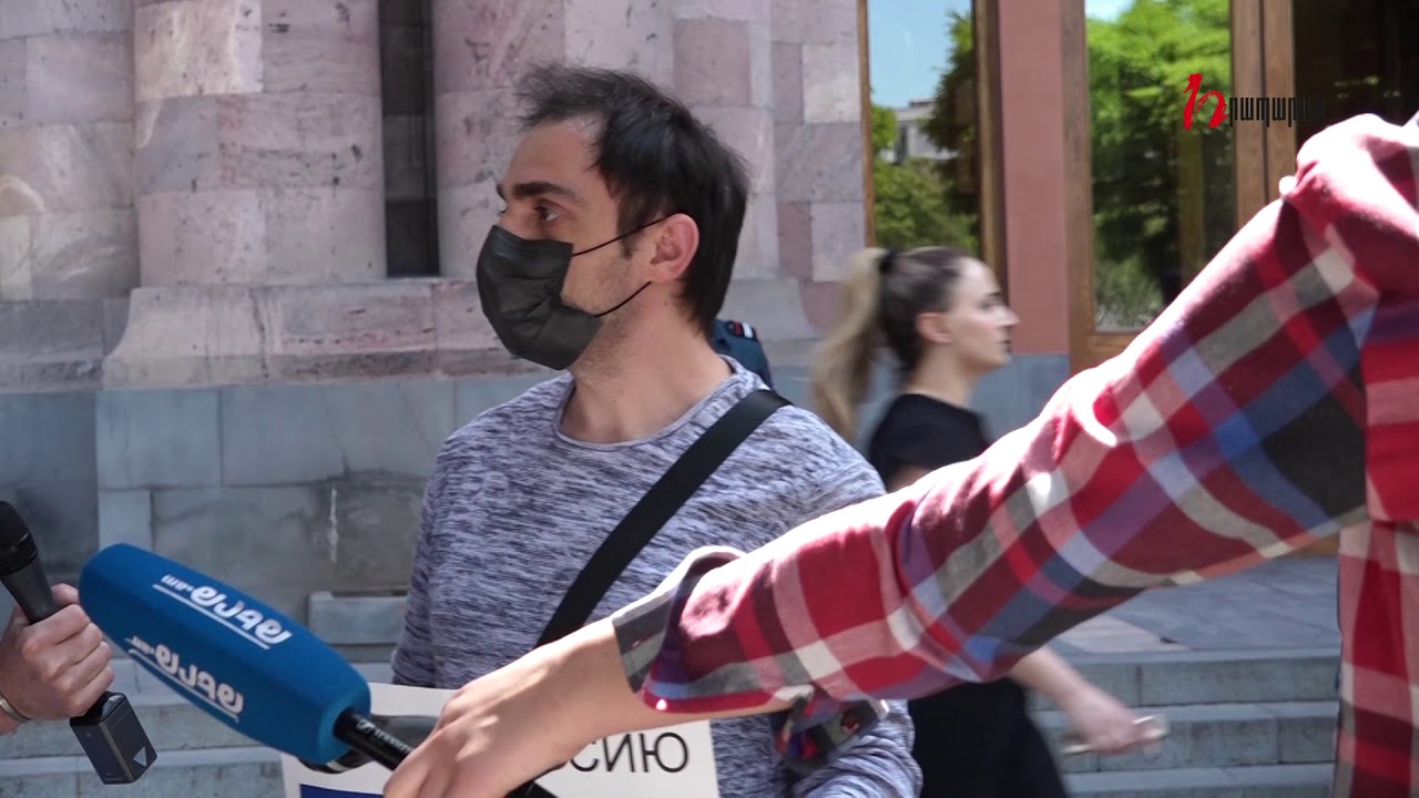 Նույնիսկ մեքենաների մեջ են քնում. երգահան