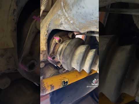 Mark your bolts once tightened #car #automotive #diygarage #diy  #tipsandtricks