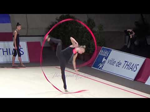 Olena DIACHENKO (UKR) ribbon - 2018 Thiais trainings