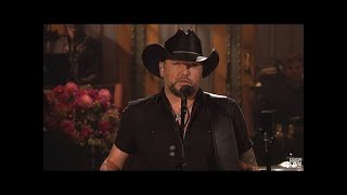 Watch: jason aldean&#39;s powerful saturday night live opener with tributes to tom petty and las vegas
