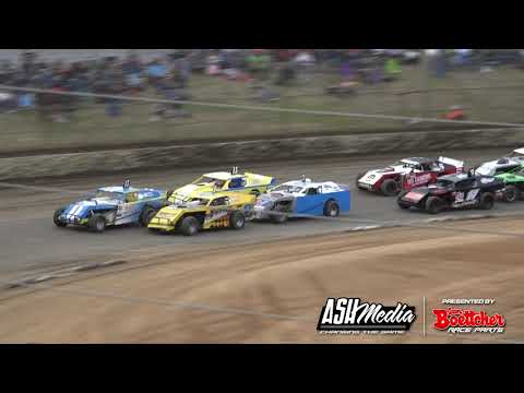 Thrills and Spills | 31st Jan 2015: Latrobe Speedway - 2014/15 National Super Sedan Title