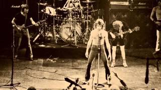 AC/DC (Live) May 6, 1978 - Free Trade Hall, Manchester, England 🔊