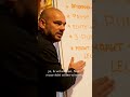 Wesley Sneijder houdt bespreking als assistent-trainer van DHSC! ? #veronicaoffside