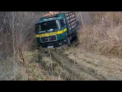 MAN 19.362 6x4 stuck in the mud