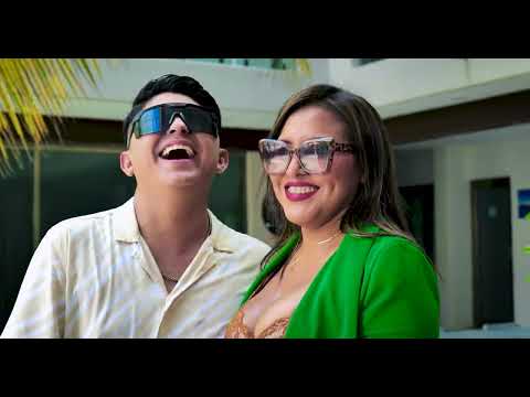 Es Mi Amante - Banda La Absoluta de Geziel R (Video Oficial) D.A.R. Arreglos: Hugo Guzmán