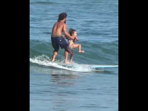 lan Gouveia Takes His Daughter Surfing 🏄‍♂️big wave surfing 🏄‍♀️big wave surfing 2021🏄small waves