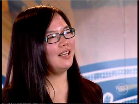 Australian idol - Funny, This girl can really sing, but what