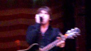 Jimmy Wayne singing Trespassin 12-5-2009 at Coyote Joes 113.avi