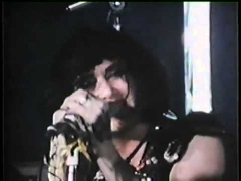 X - Nausea - live 1980 (Decline of Western Civilization doc)