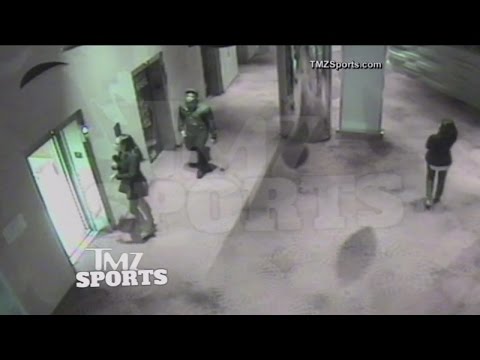 'Why I stayed' and 'why I left' hashtags spark domestic violence discussion online