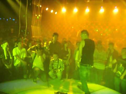 Jukey in Party Bass and Gettin High