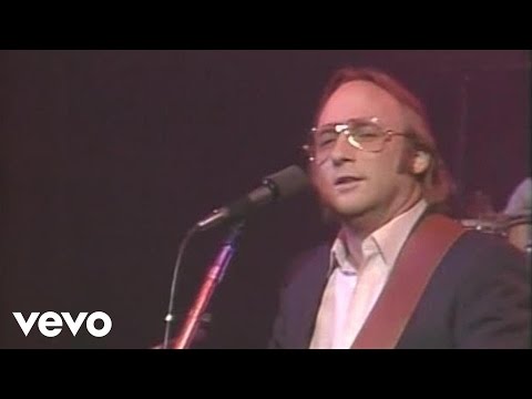 Stephen Stills - Love the One You're With (Live)