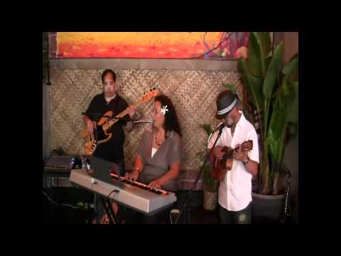 "Isa Lei Lia", Sung By Faith Ako