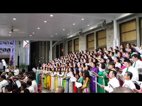 Thể hiện bởi Thùy Trang