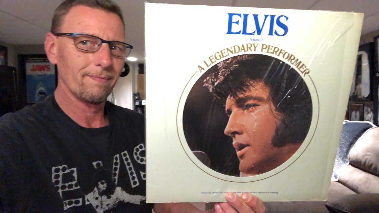 Elvis A Legendary Performer Volume 2 1976 RCA Album Review. The King’s Court