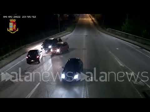 Avellino, calciatore ritenuto "indegno" denudato dopo una sconfitta: tre arresti