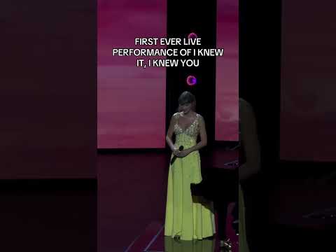Taylor Swift Live Perfomance \I KNEW IT, I KNEW YOU at The Toy Story 5 World Premiere In LA