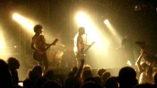 Useless id - Isolate me live