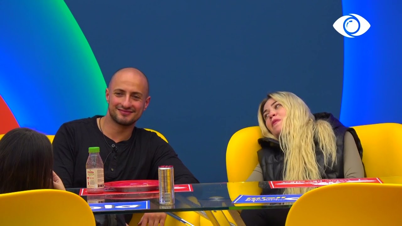 Ishte çlirim nervash/ Kristi-Antonetës: Qave për vëmendje!