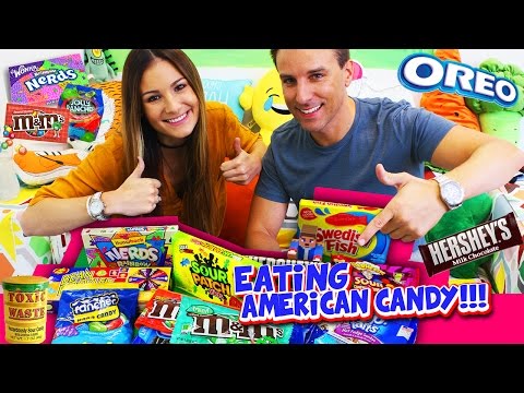 Minecraft VLOG - EATING AMERICAN CANDY w/ LITTLE DONNY!!!