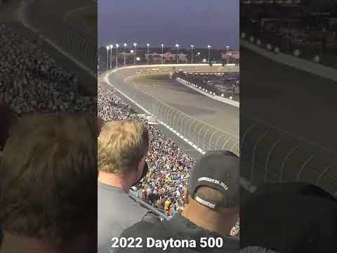 2022 Daytona 500 Crash