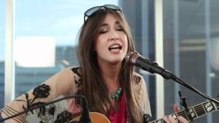 Live On Sunset - Kate Voegele &quot;Heart In Chains&quot; Acoustic Performance