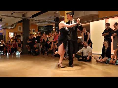 Antonio Cava & Myriam Barone - Tangoloft Stuttgart 3/4 - Por la huella