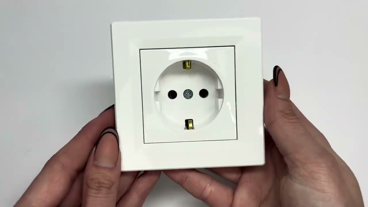 Розетка одинарна з/з SCHNEIDER Asfora бiла з рамкою EPH2900121