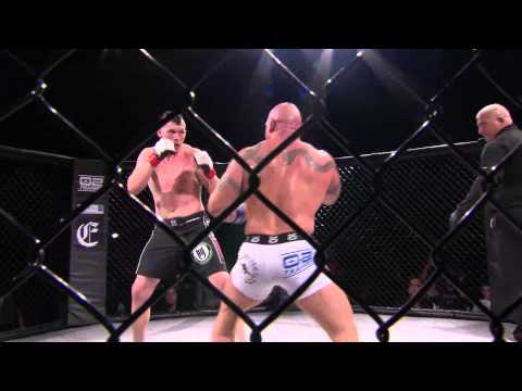 Jens Grau vs Michael Van Derra at TAO MMA
